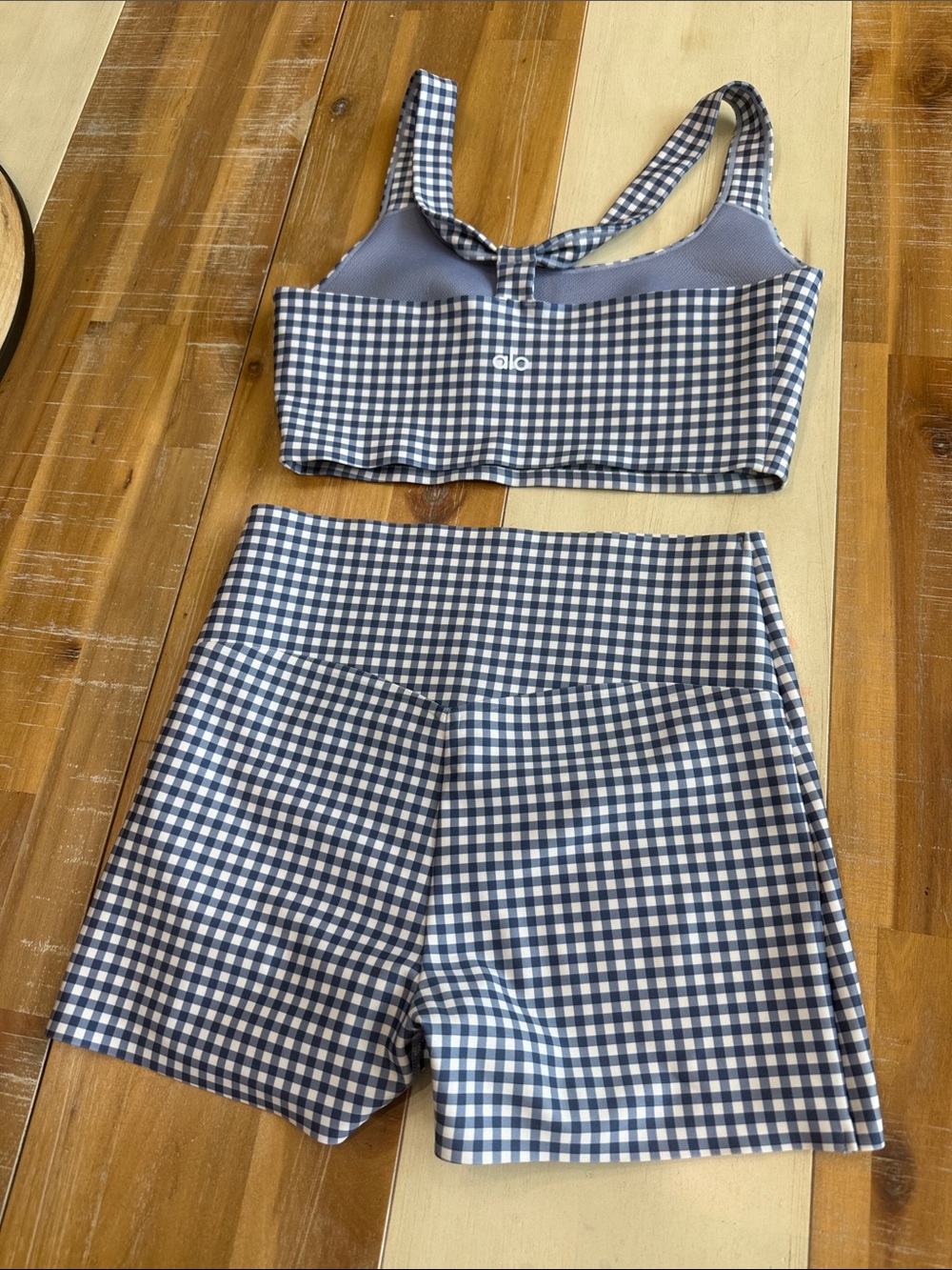 ALO Yoga Navy and White Gingham Bike Shorts Set - Picture 2 of 3